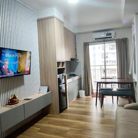 Classy! 2Br Apartment - Modern Comfort In West Jakarta Cbd Cakarta Dış mekan fotoğraf